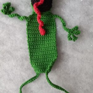 marque page grenouille écrasée au crochet