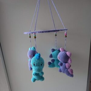 mobile dinosaure au crochet