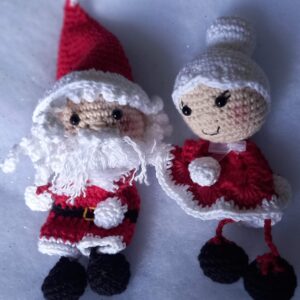 père Noël ou mère Noël au crochet