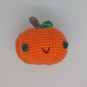 citrouille kawaï au crochet