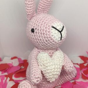 lapin crochet avec coeur